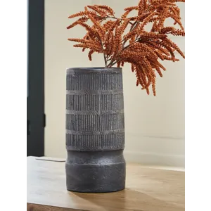 Beninworth Vase