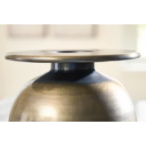 Fedorleigh Vase