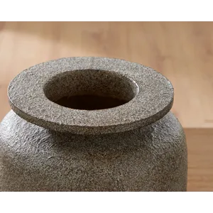 Jedwick Vase