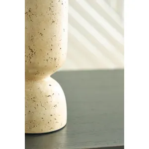 Bryons Vase