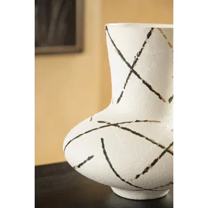 Brockford Vase