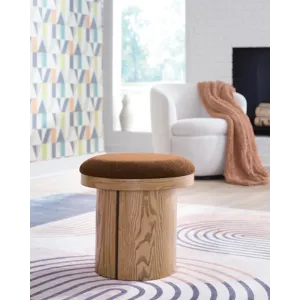 Lewisen Stool