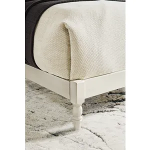 Tannally King Platform Bed