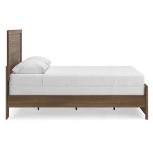 Broachmyn Queen Panel Bed
