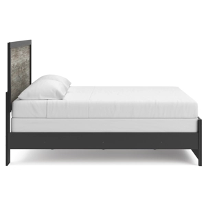 Broachmyn King Panel Bed