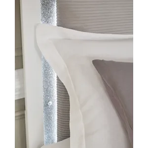 Maeling King Upholstered Panel Bed