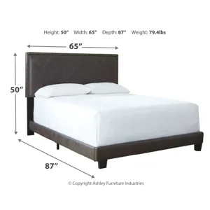 Dolante King Upholstered Bed