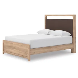 Kinlanni Queen Upholstered Platform Bed