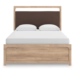 Hollymount Queen Upholstered Panel Bed