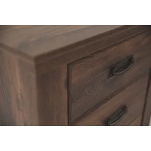 Quinden Nightstand