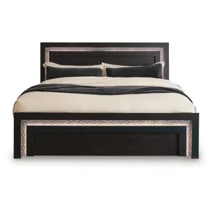 Shoralli Queen Panel Bed