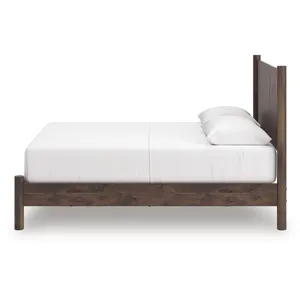 Pamytta Queen Panel Platform Bed, Dresser and Mirror