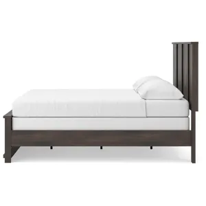 Jadiston Panel Bed