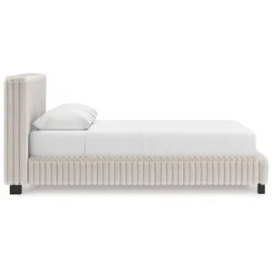 Birmonton Queen Upholstered Bed
