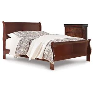 Alisdair Queen Sleigh Bed and Chest