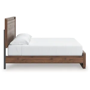 Fortlorn King Panel Bed