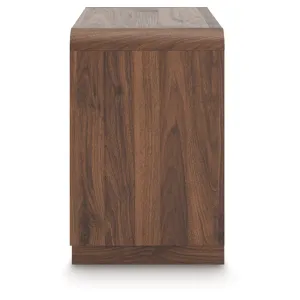 Fortlorn Queen Panel Bed, Dresser, Mirror and Nightstand