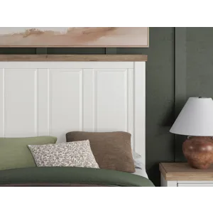 Savonport Full Panel Bed with Storage