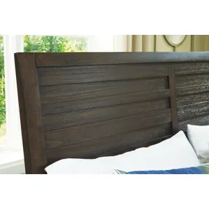 Darbry Queen Panel Bed with Storage