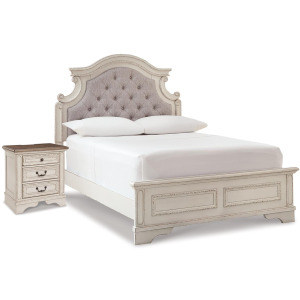 Realyn Full Panel Bed and Nightstand