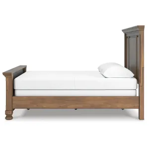 Feddinger Queen Panel Bed