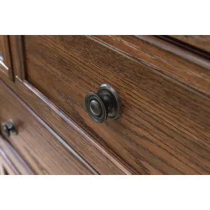 Zackaryn Dresser and Mirror