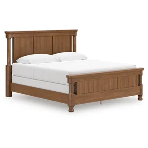 Chadworth King Poster Bed, Dresser and 2 Nightstands