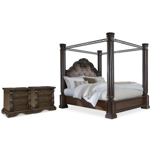 Maylee King Poster Bed and 2 Nightstands