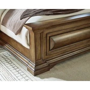 Frantanna King Panel Bed