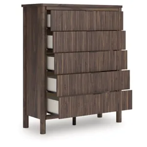 Pamytta Wide Chest of Drawers