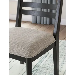 Greddinton Dining Chair (Set of 2)