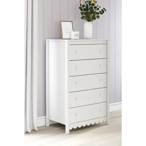 Hallityn Chest of Drawers