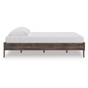 Calverson King Platform Bed
