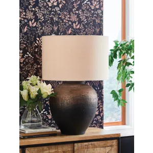 Newgerhard Table Lamp