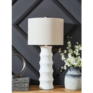 Veraleigh Table Lamp