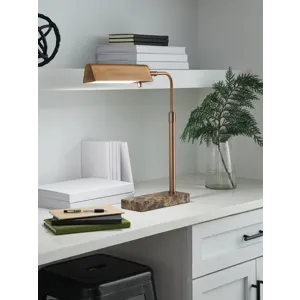Yafe Desk Lamp