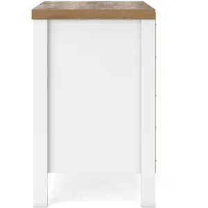Kerisden Nightstand