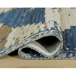 Varnler 8\' x 10\' Rug