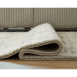 Maconville Medium Rug