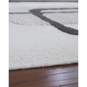 Davismour 5\' x 7\' Area Rug