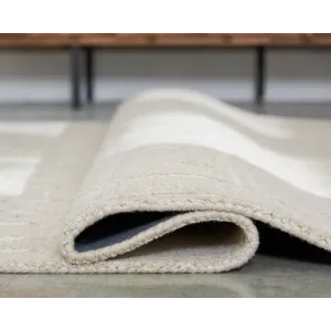Wolbert 5\' x 7\' Area Rug