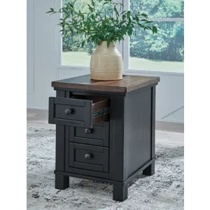 Wildenauer Chairside End Table