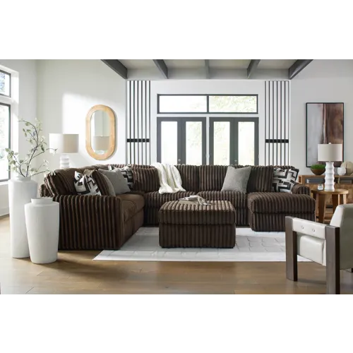 Midnight-Madness 3-Piece Sectional with Chaise