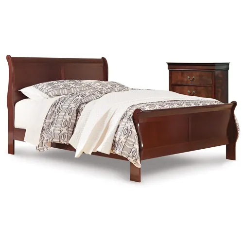 Alisdair Queen Sleigh Bed and Chest