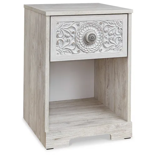 Paxberry Nightstand