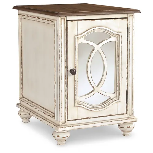 Realyn Chairside End Table