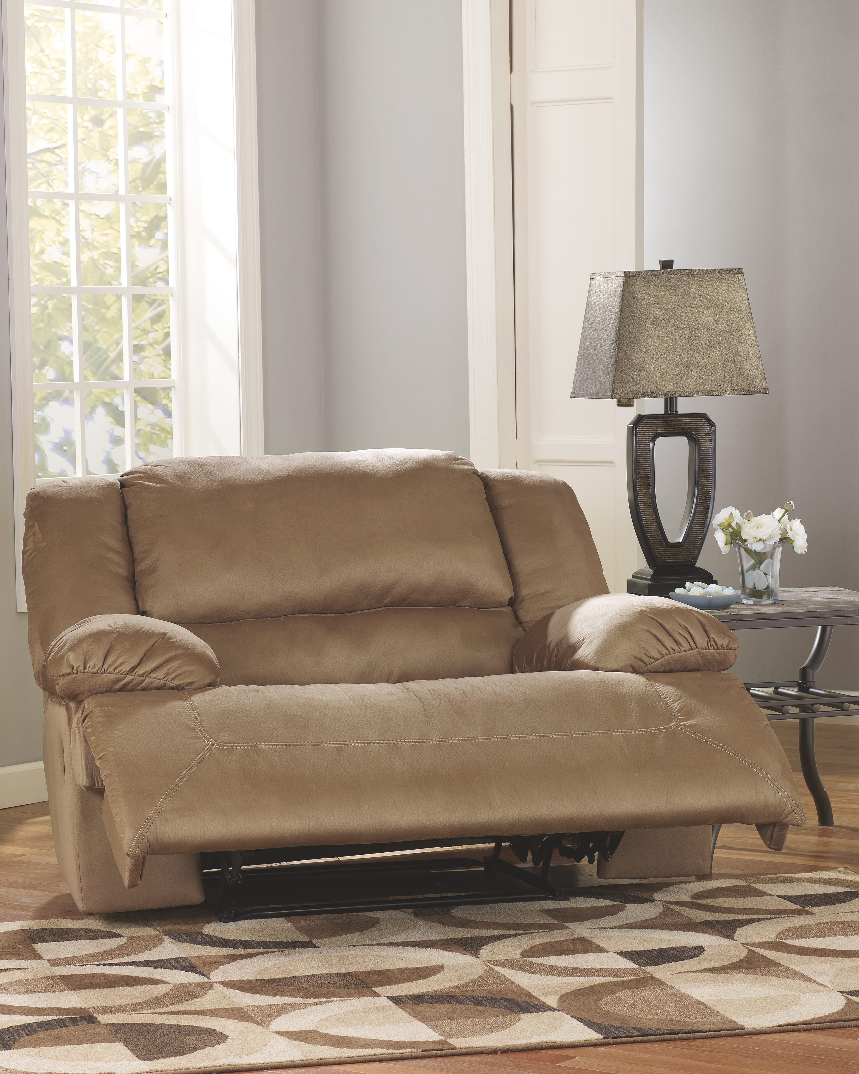 Hogan Oversized Recliner by Signature Design by Ashley NIS617393194 Missouri Furniture