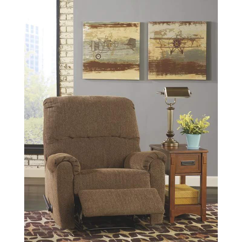 Pranit Recliner