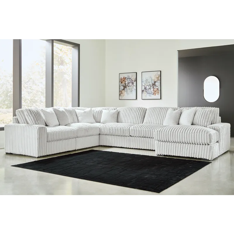 Stupendous 6-Piece Sectional with Chaise