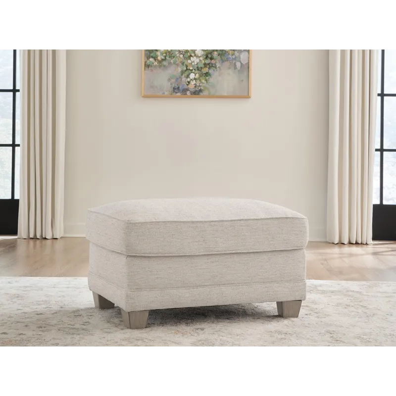 Lockeshart Ottoman